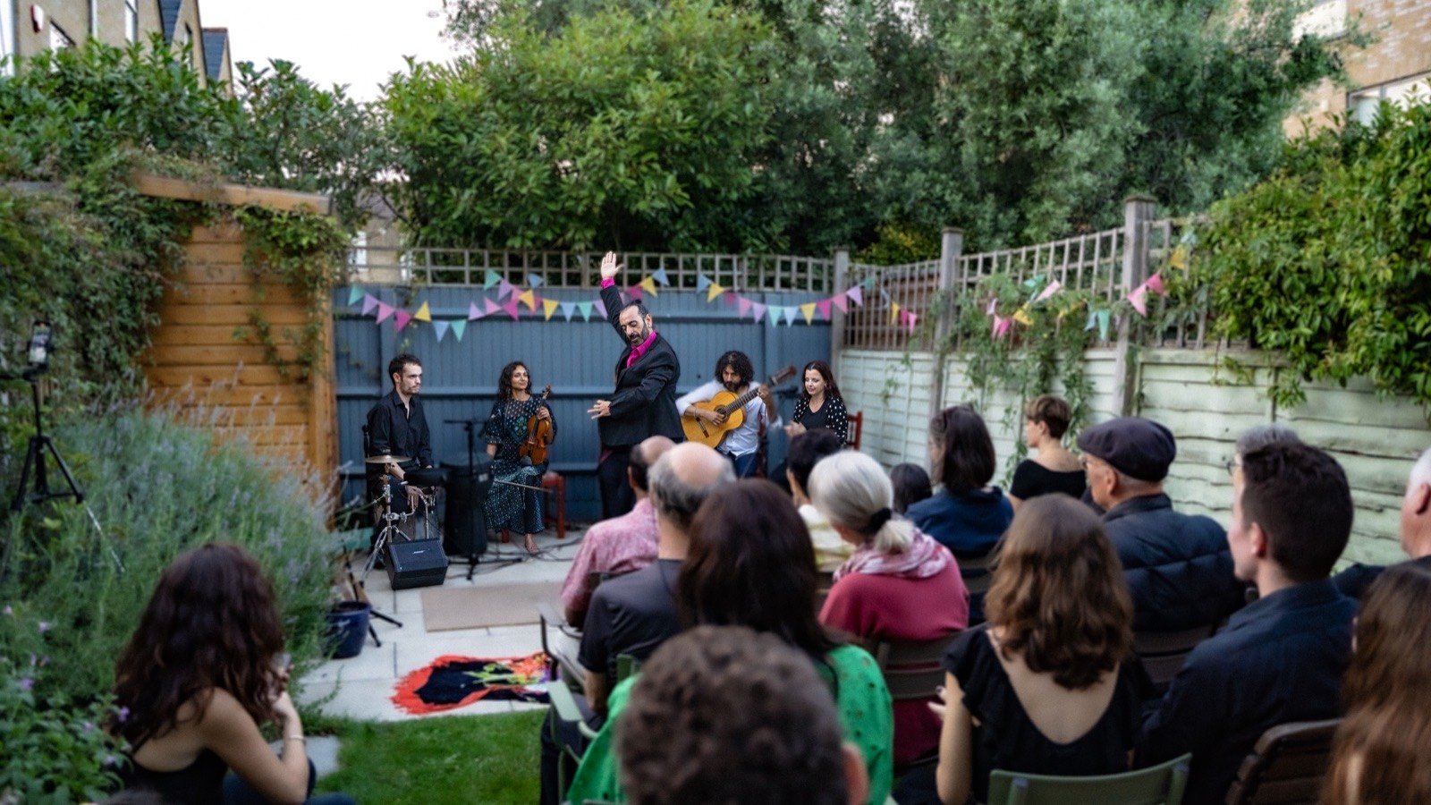 The audience on the lawn