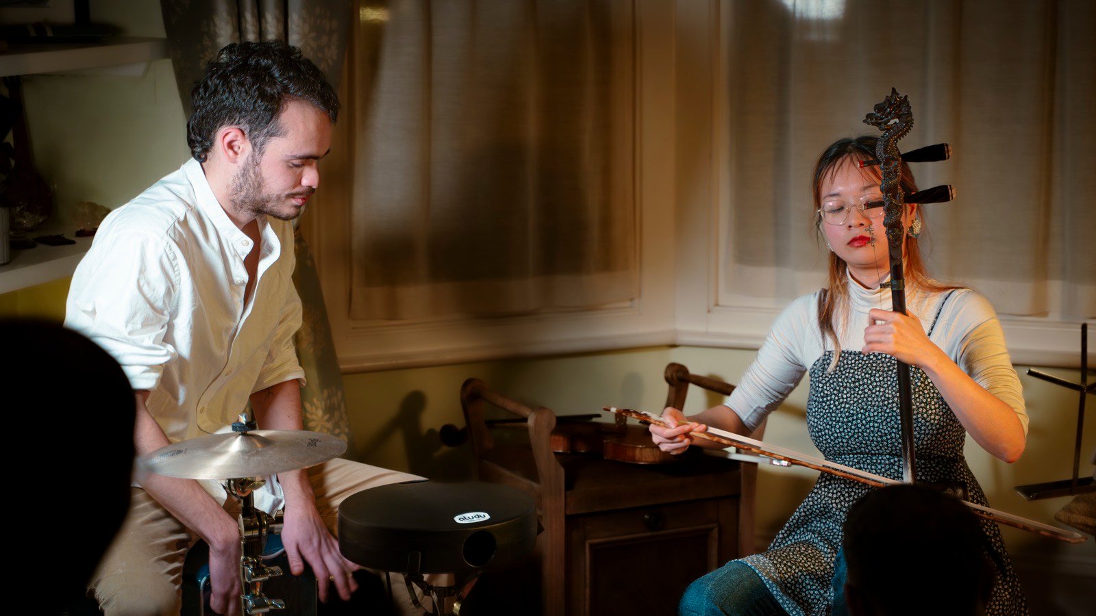 Drums and erhu