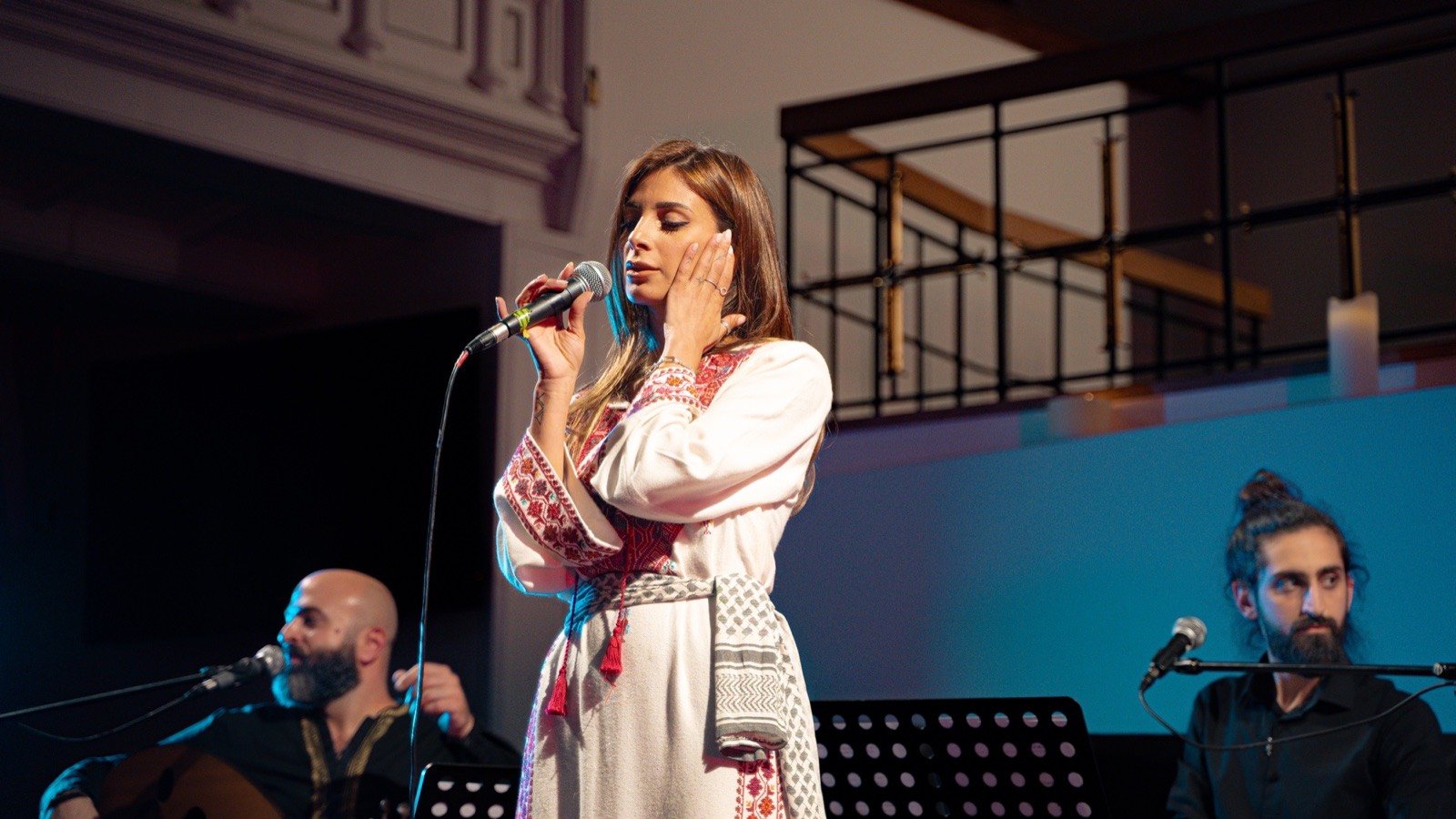 Singing over the band