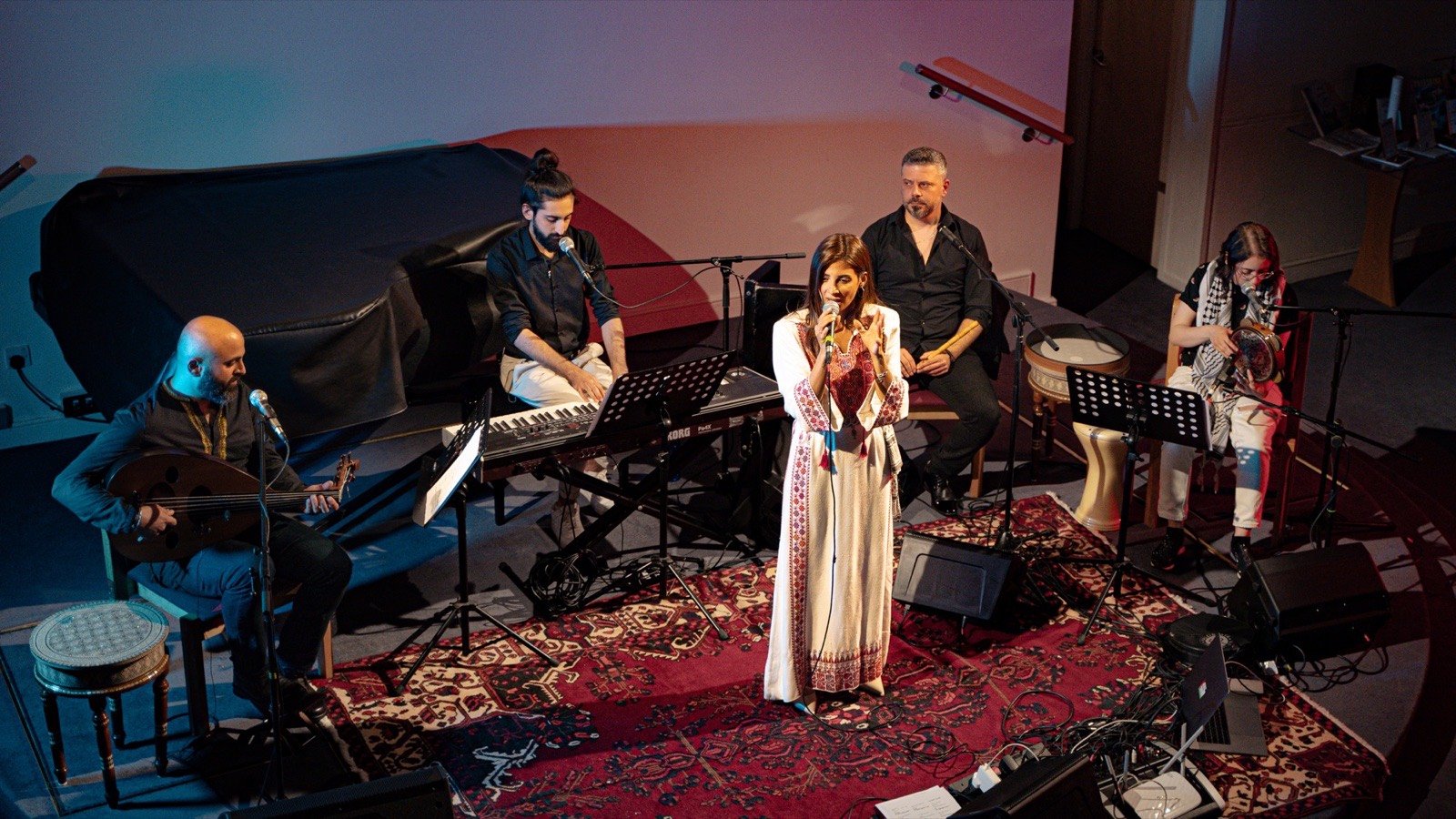 The whole stage on its rug