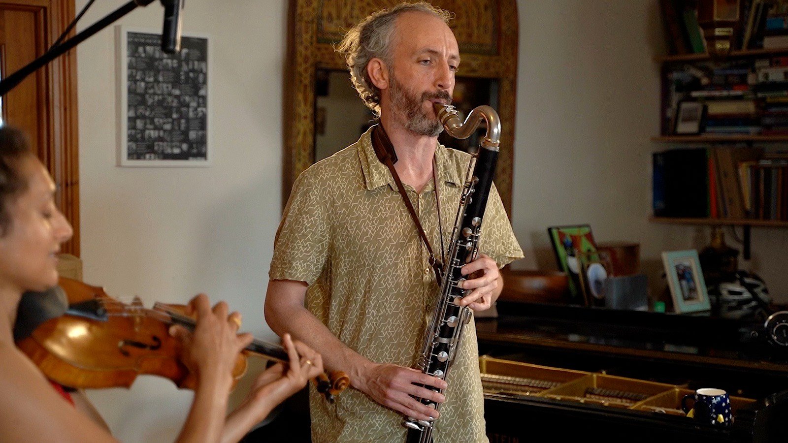 Bass clarinet and violin